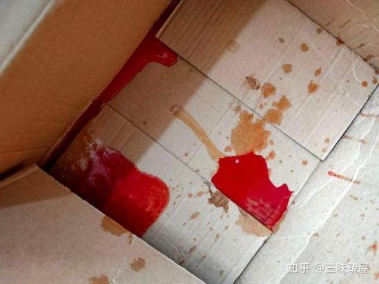 猫咪尿液呈淡红色是什么原因-图1